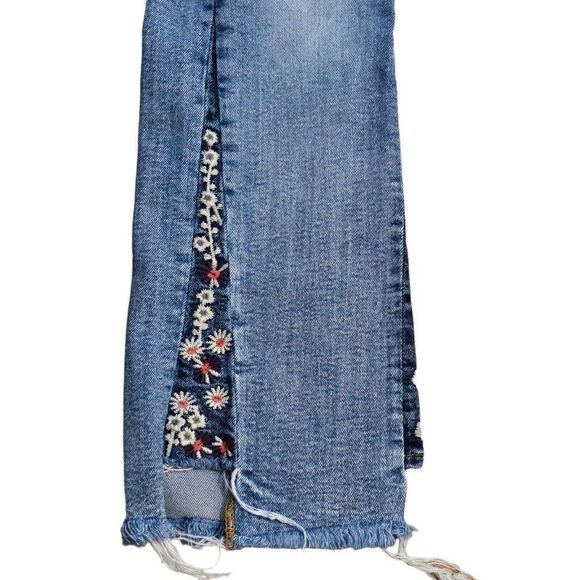 Driftwood Indie Jeans Womens Size 24 Blue Floral Embroidered Crop Bootcut Denim - Picture 8 of 9
